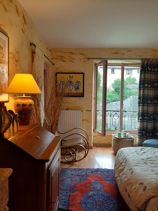 Au Fil De Lods Bed & Breakfast エクステリア 写真