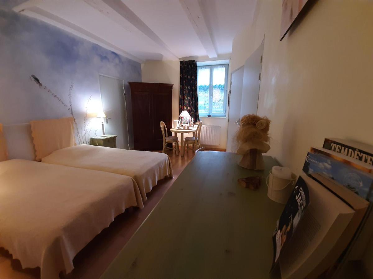 Au Fil De Lods Bed & Breakfast エクステリア 写真