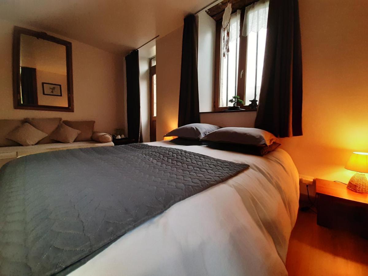 Au Fil De Lods Bed & Breakfast エクステリア 写真