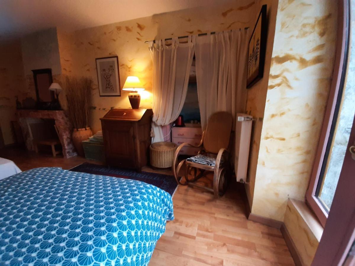 Au Fil De Lods Bed & Breakfast エクステリア 写真